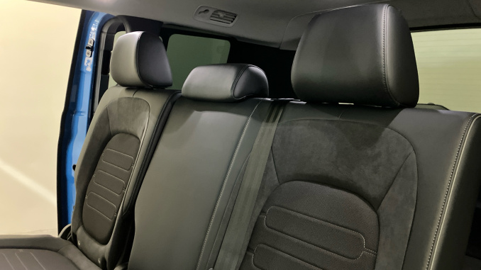 Volkswagen ID. Buzz 210kW Style Pro 79kWh 5dr Auto [Design+] Electric Estate - Image 16